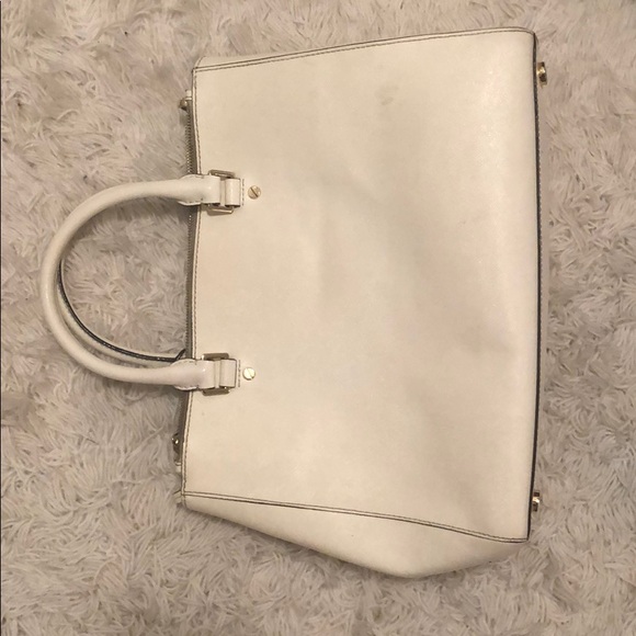 MK bag FREE w/ $300 purchase! - Picture 2 of 7